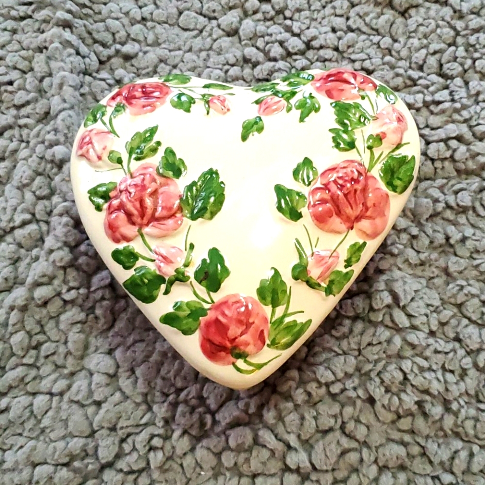 Heart shaped box